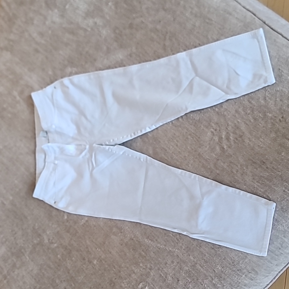 So slimming by chicos white pants